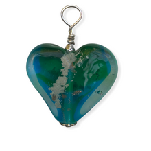 Load image into Gallery viewer, Petite Heart Pendant