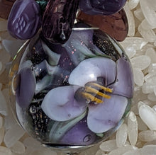 Load image into Gallery viewer, Debbe&#39;s Purple Floral Bead
